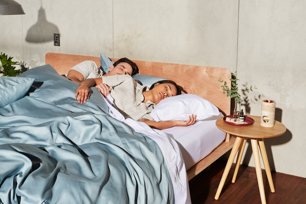 Habitat | Is it better to be the big spoon or the little spoon?
