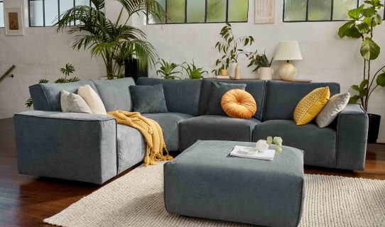 Modern Sofa with Corner in Blue Heeler